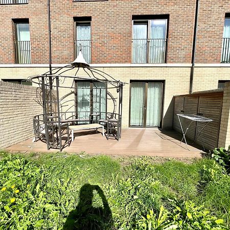 London Stratford Luxury House, 5 Minutes Walk Station, Westfield, 3 Bedrooms 3 Bathrooms, Reception, Garden, Parking Bagian luar foto